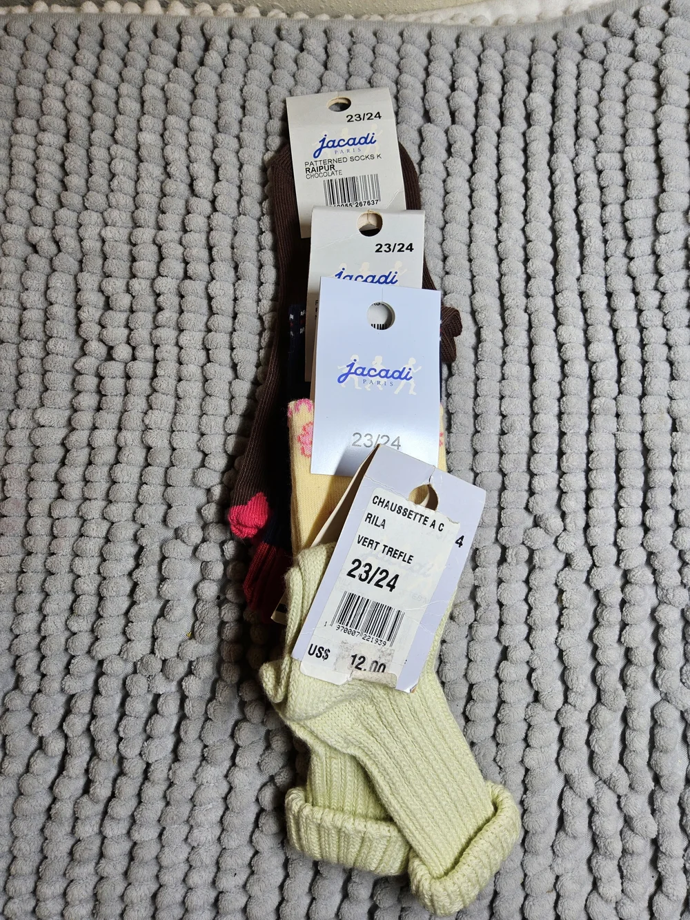 NWOT Bundle of 4 pair kids socks size 23/24 socks